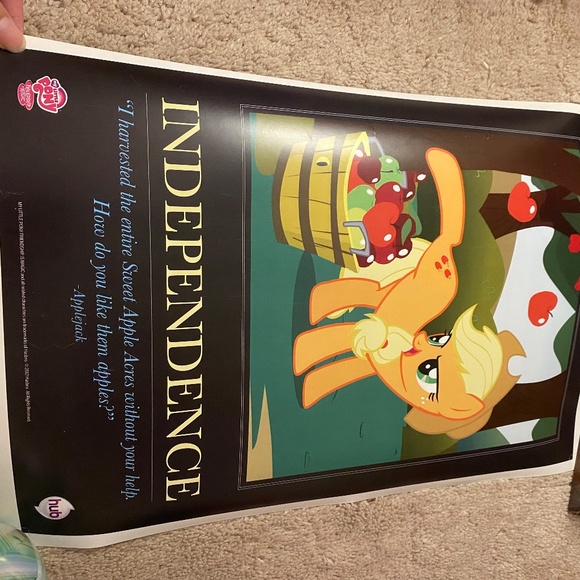 My Little Pony: San Diego Comic Con 2011 Motivational Posters Set of 8 VERY RARE - Picture 2 of 13